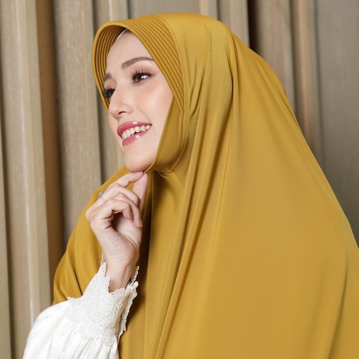 Nayyir- CELIA BERGO BY HIJAB MANDJHA IVAN GUNAWAN