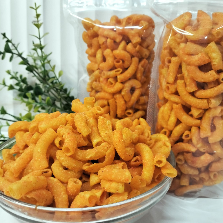 

Dapur Joglo Makaroni Bantat Balado 1Kg, 500Gr, 250Gr I Snack Cemilan I Kens Snack Karawang