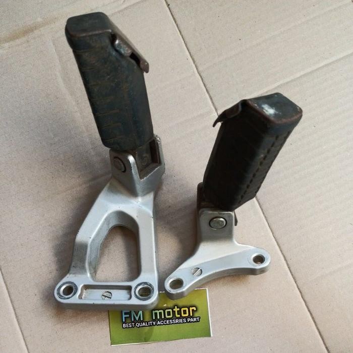 PREMIUM FOOTSTEP POSTEP YAMAHA MIO OLD SPORTY MIO LAMA 5TL ORIGINAL