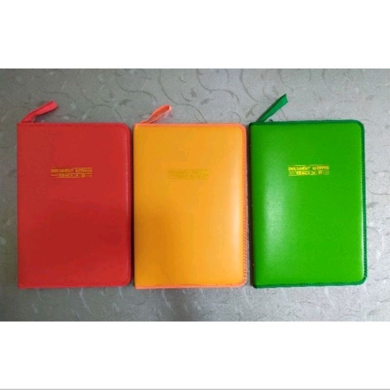 

Document Keeper Yushinca DK-20 FOLIO (20 Pocket) - Map Dokumen