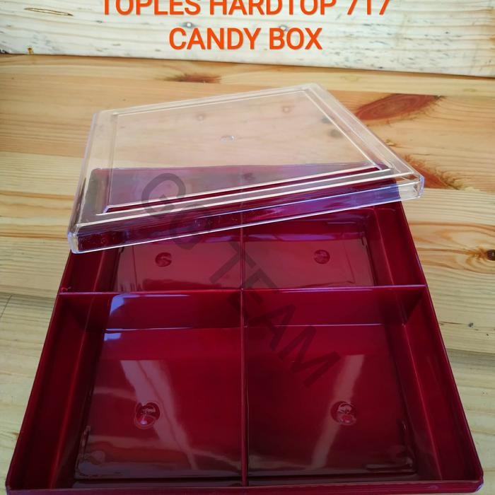 Toples Hardtop 717 Kotak Sekat 4 (900Gr)