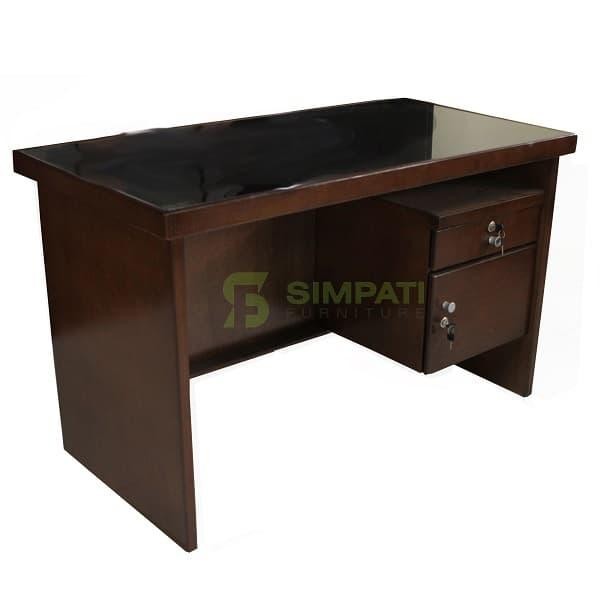 Meja tulis standard natural kaca 1/2 biro