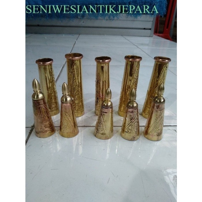 13 Tunjung tombak kuningan ukiran tatahan FA1993 *