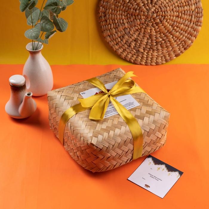

BeliSkrg,KirimHariini- Ayam Panggang hampers besek bambu keranjang