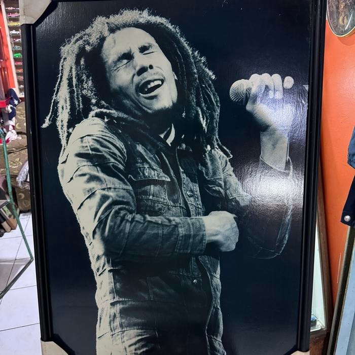 

Poster bob marley tinggi 1 meter lebih