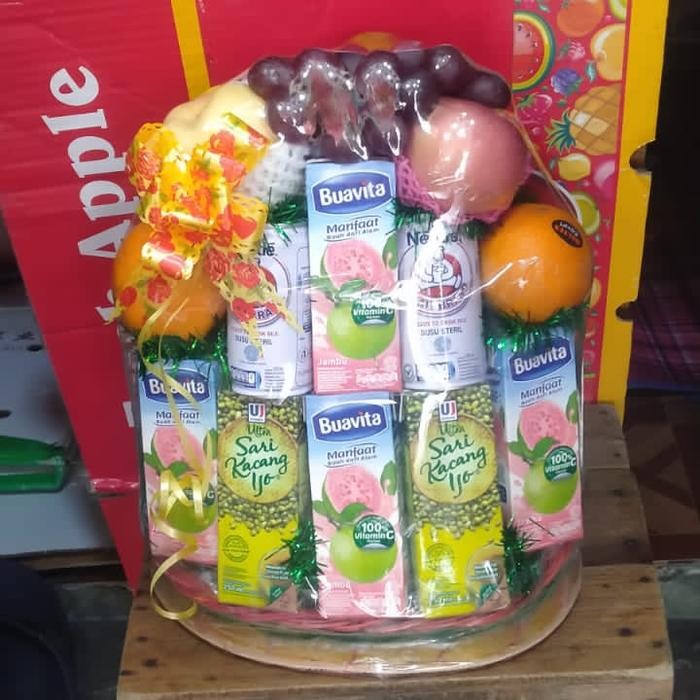 

Terlaris parcel buah dan minuman vitamin Ready