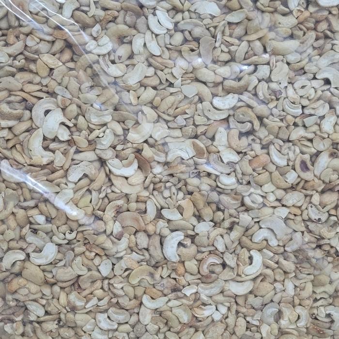

PastikanTerjaminMutunya- kacang mede patahan mentah 1kg