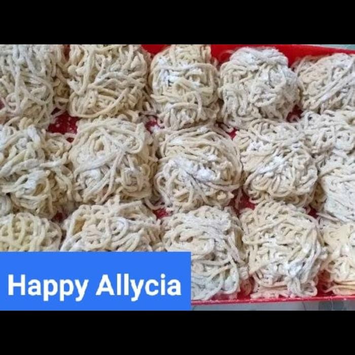 

SemuAReadyYaB0Zq- Mie Ayam Bakmi Keriting Mentah TELUR BEBEK