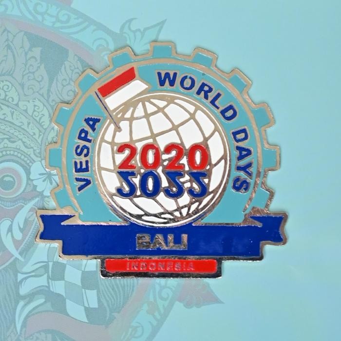 PREMIUM OFFICIAL VWD - "EMBLEM BESI VWD" VESPA WORLD DAYS 2022