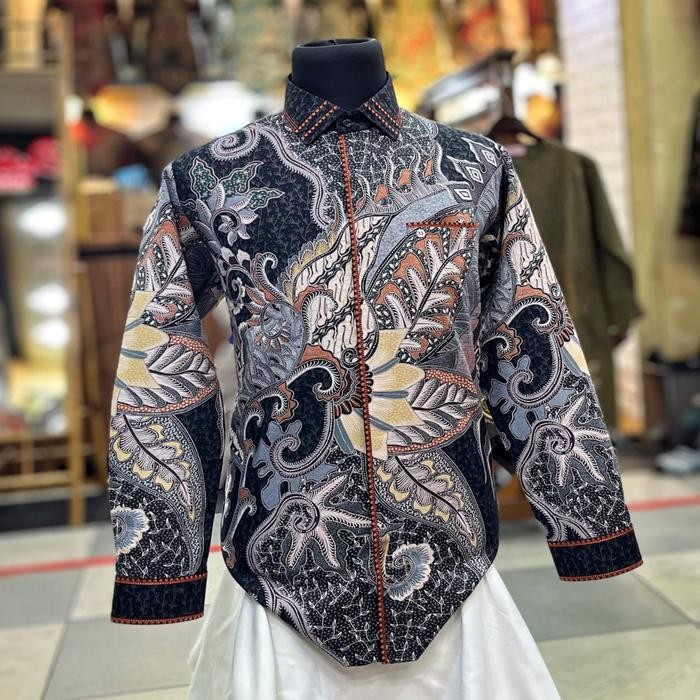 Gentra- Kemeja Batik Pria Lengan Panjang Katun Satin Motif Sutra Tulis Pesta