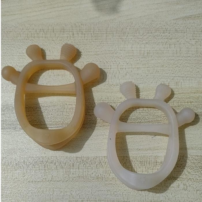 YOPPO BABY - TEETHER GELANG JERAPAH + CASE / MAINAN GIGITAN BAYI BPA FREE TEETHER