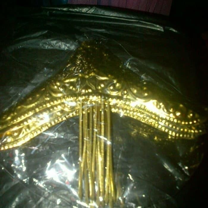 Tusuk sari ayu // Gunungan anak baju adat nusantara