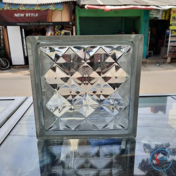 GLASSBLOCK MULIA / Glass block motif per dus (GOJEK)