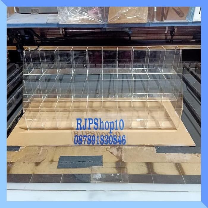 

Akrilik tempat pulpen atau ballpoint 3 tingkat ACRYLIC