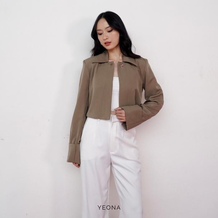 Coatelle- Yeona - West Blazer Cropped Blazer