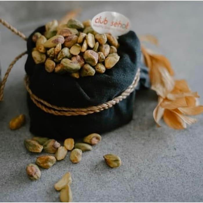 

PISTACHIO NUTS 1kg Terlaris