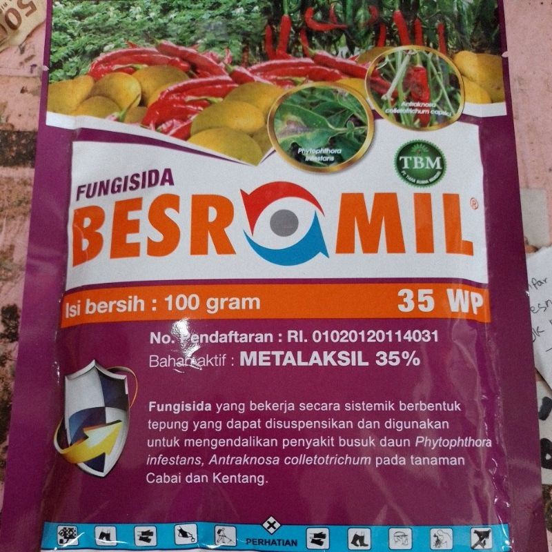 Fungisida Besromil 35WP 100gr