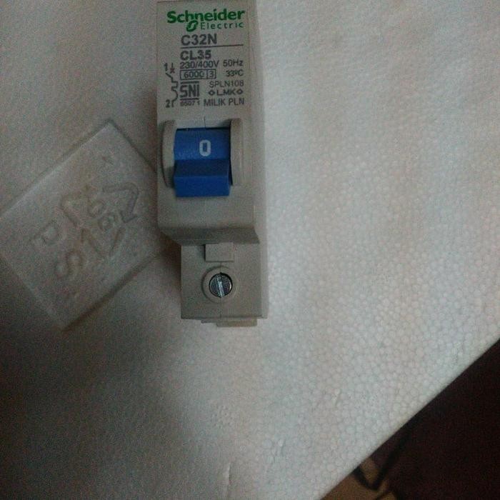 Mcb 35A PLN 1 phase Schneider
