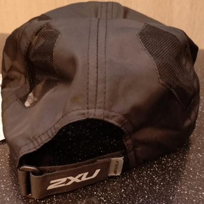 Topi Lari 2Xu Unisex Running Cap Original