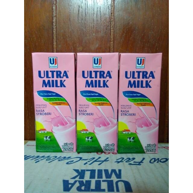 

(Expert) Susu Ultra Milk 200ml / 250ml Ultra Full Cream Cokelat Strawberry isi 24pcs ( Karton )