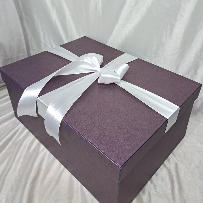 

Happy- Kotak Hadiah / Kotak Kado / Kotak Box / 40x30x15 cm / Berpita