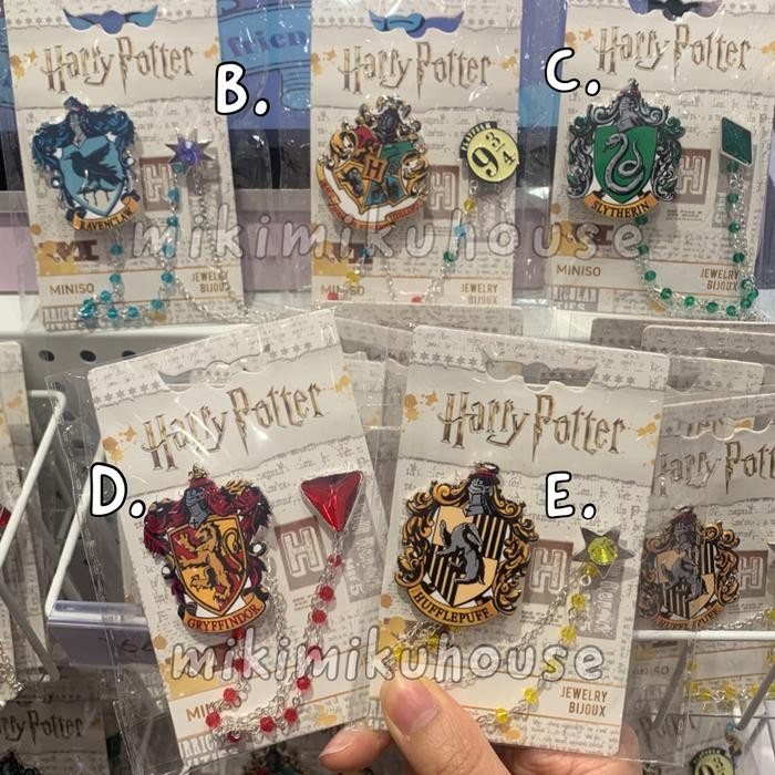 MINISO x HARRY POTTER METAL BADGE BROOCH & PHONE GRIP GRIPTOK PIN LOGO GRYFFINDOR SLYTHERIN