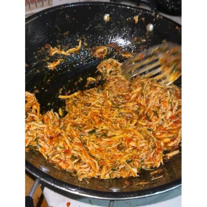 

JTTOP" CIPUK (CIRENG KERUPUK) ISI AYAM SUWIR PEDES DAUN JERUK (5PCS/PACK)