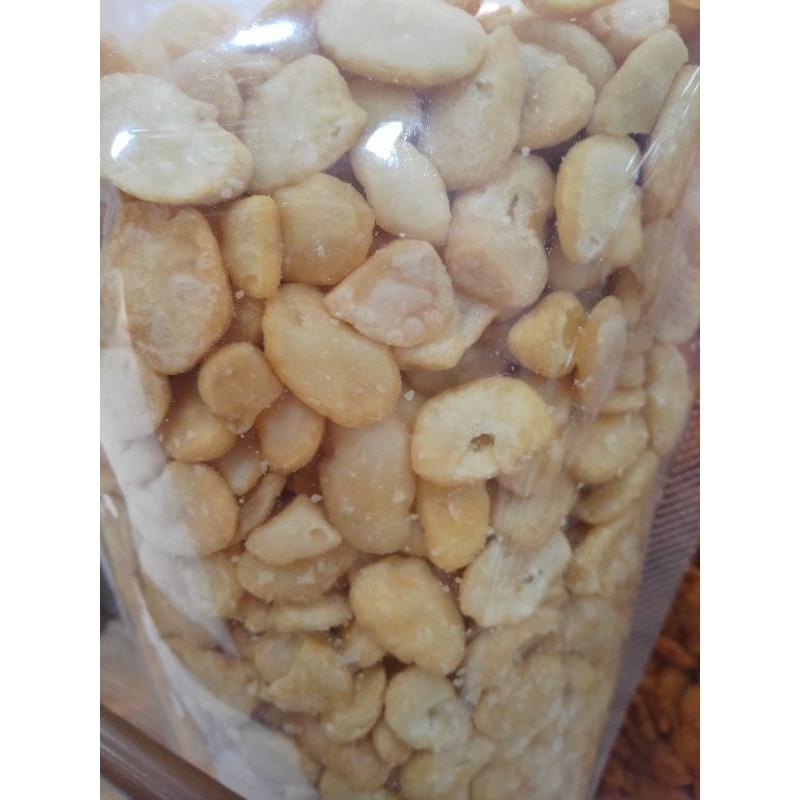 

Omahjajanan Kacang Toba(Kacang Koro) Ratu Snack 310Gr Halal Free Bubblewrap
