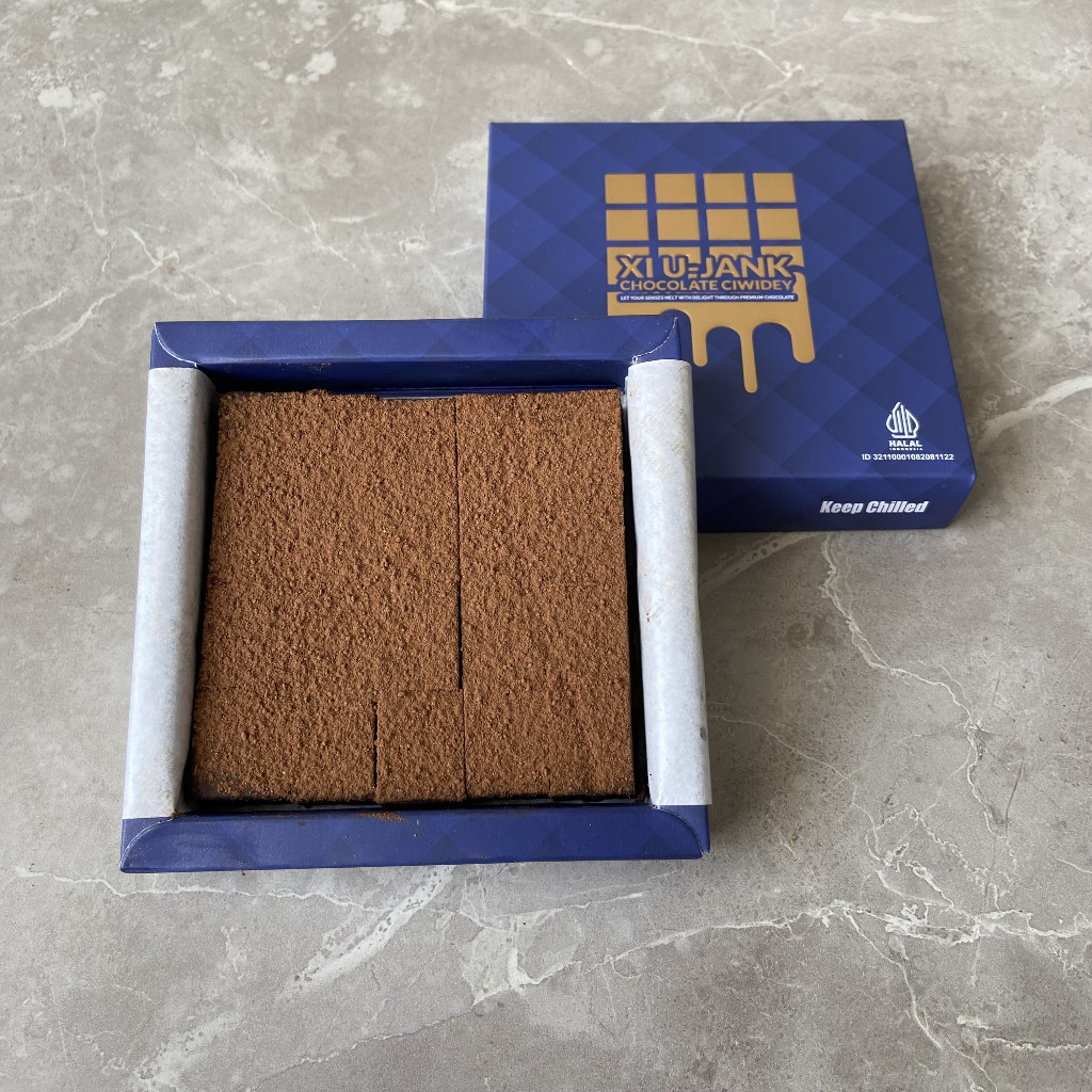 

Eumsig Xiujank Nama Milk Chocolate