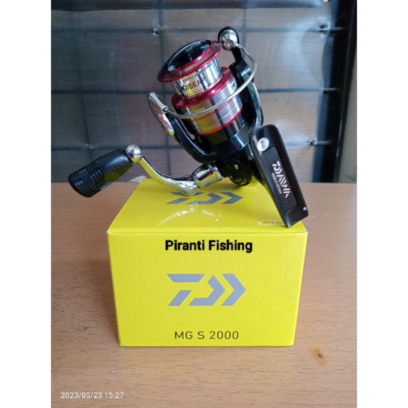 Rell Daiwa MG S 2000