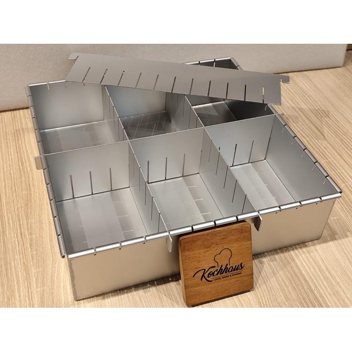 

Loyang Sekat 30X30X8Cm 12" Square Solidly Devided Cake Tin Removable Cake Pan Loyang Bersekat Kuat