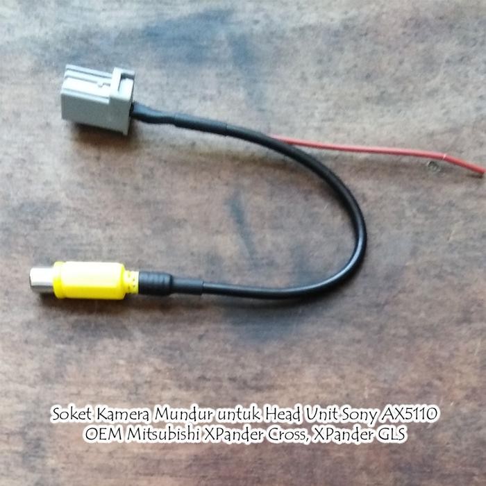 PREMIUM Soket Kamera Parkir 8 pin untuk Head Unit Sony AX5110 Bawaan Xpander