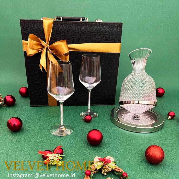Gelas Wine + Rolling Decanter Set Hampers Natal Wedding Imlek Gift