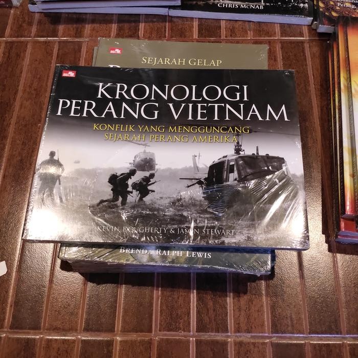 

kronologi perang vietnam jason stewart