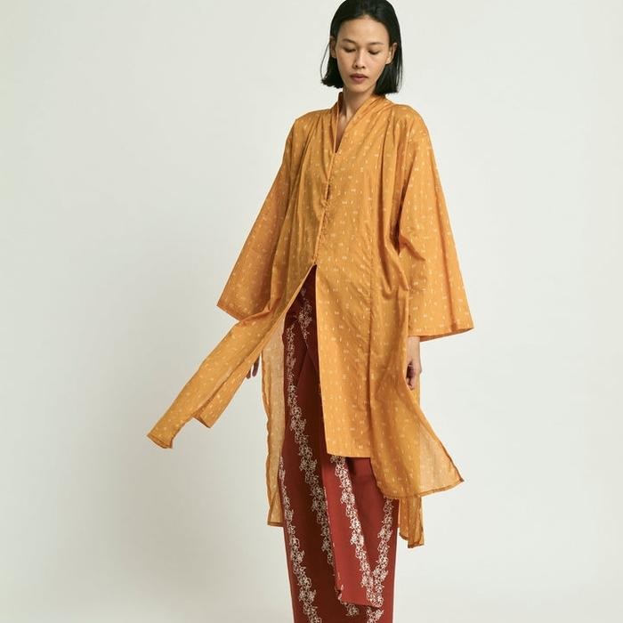 

Terlaris Kebaya Puan Bambu Kunyit Sejauh Mata Memandang