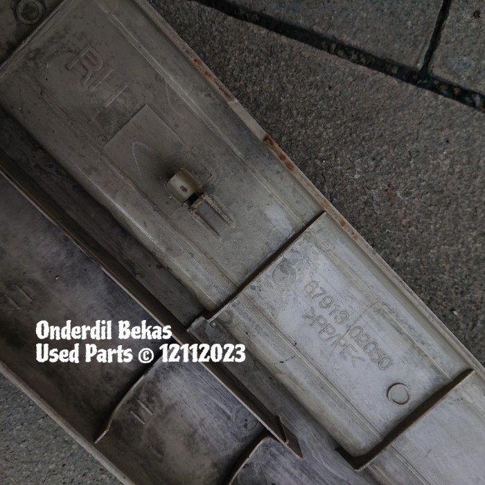 Door Sill Plate Kanan Depan Fr Toyota Corolla Altis 2002 Second