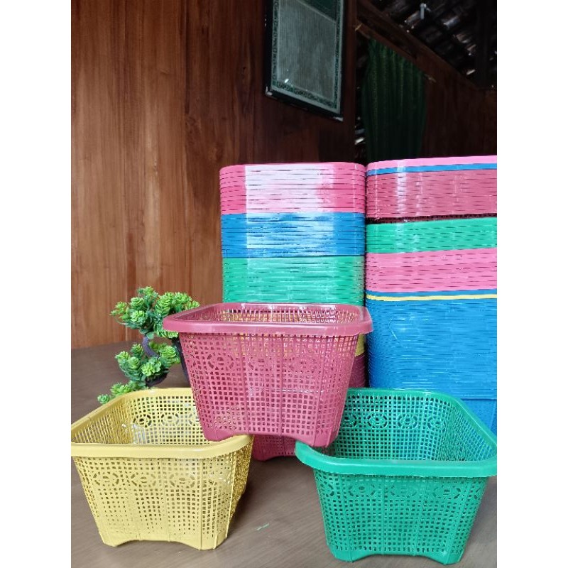 PAKET EKONOMIS 30 PCS WAKUL KOTAK SEGI EMPAT/CETING PLASTIK/BESEK HAJATAN/WAKUL NASI PLASTIK/WAKUL