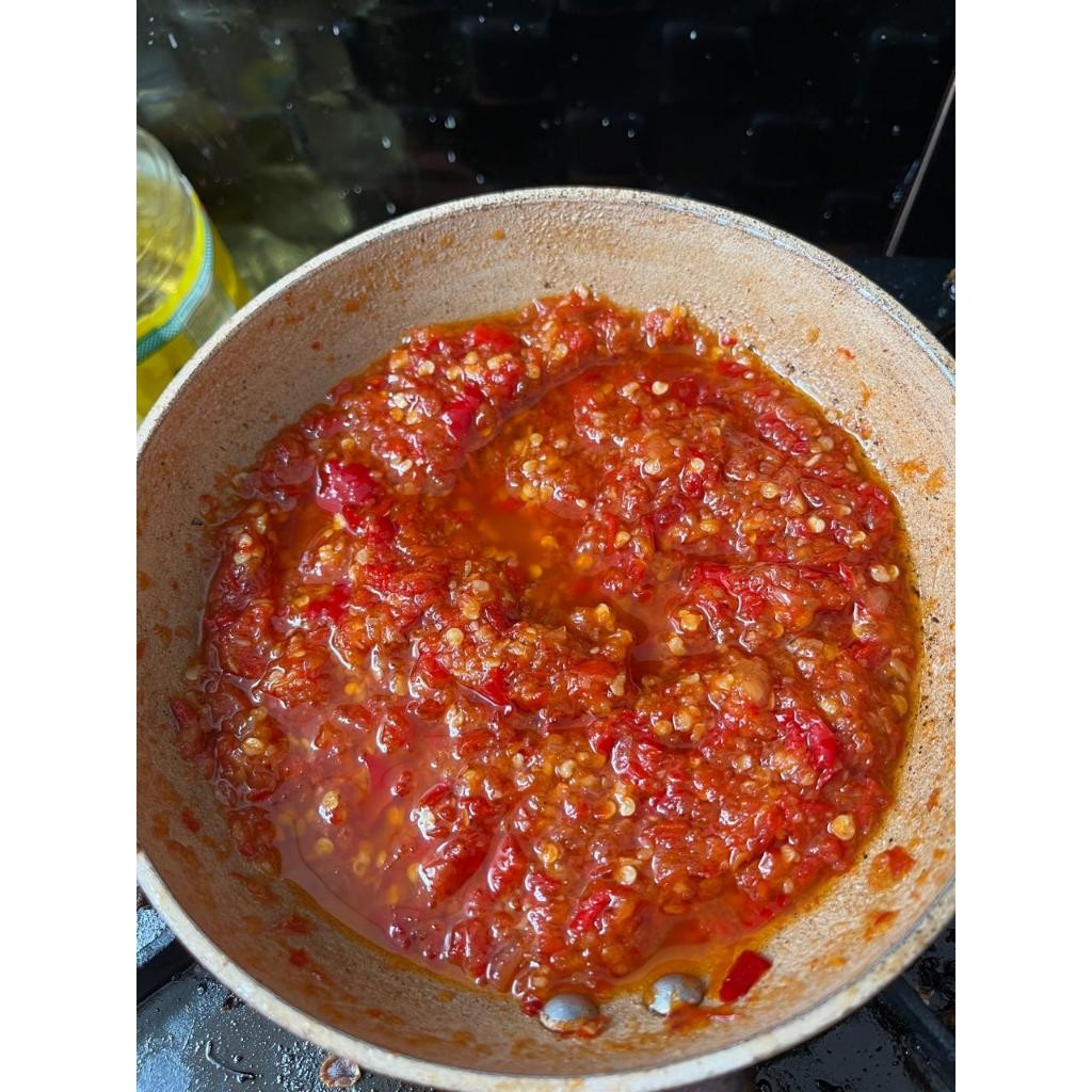

Sensasi Lezat Sambal Bawang - Sambal Dendam 120 Gram