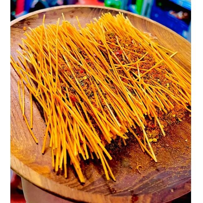 

Mie lidi kiloan 1000gr/1kg (KUALITAS SUPER) free bubblewrap Snack Cemilan Pedas Gurih