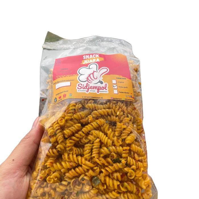 

Makaroni Spiral Uril Daun Jeruk 1kg Asin Pedas - Rasa Juara Food Snack Cemilan