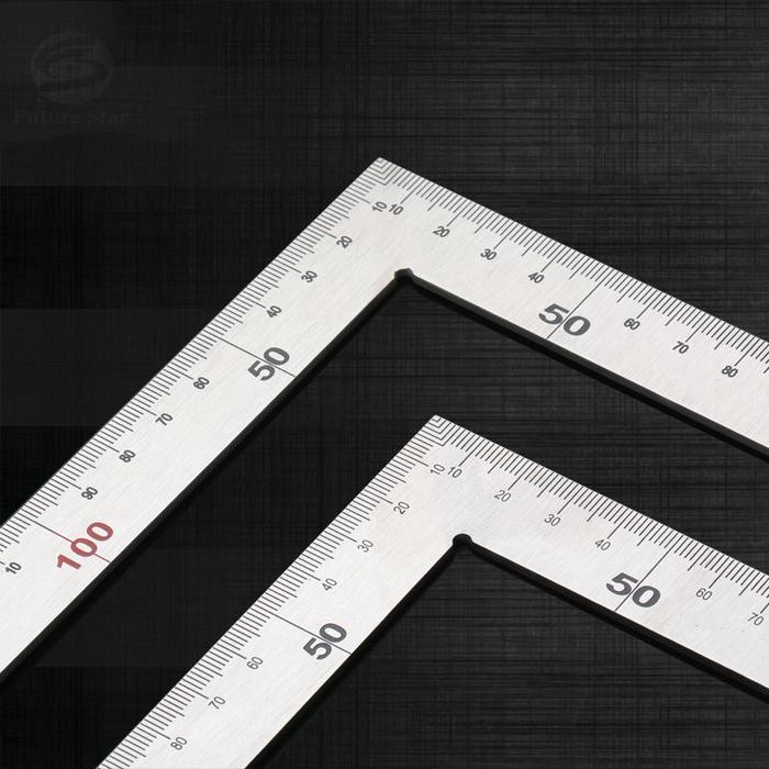 

Bricks - Penggaris Siku Tukang Stainless Steel 30 X 15Cm Bahan Tebal