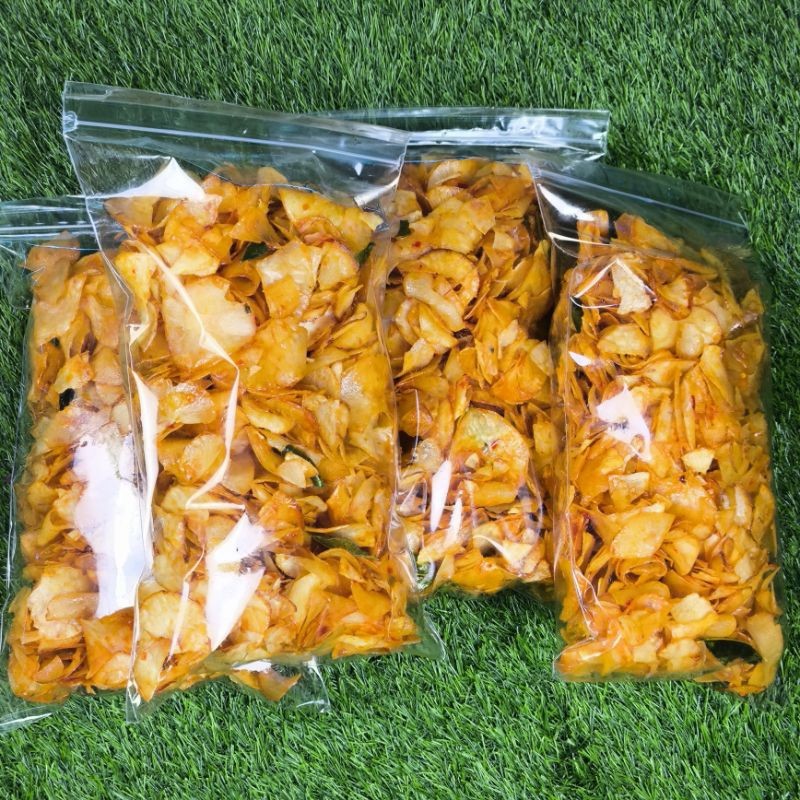 

Desyallshop 500Gr Keripik Kripik Singkong Asin Pedas Manis Gurih