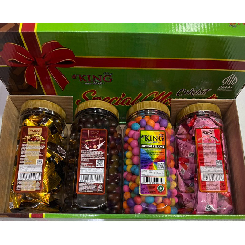 

Andrianbijaksana Cokelat Bonibol Special Moments D'King 1 Kotak Isi 4 Toples