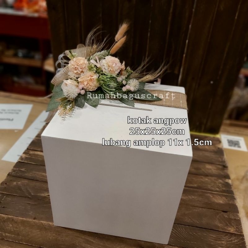 

Kotak untuk Angpow Nikah/Tunangan WE!!