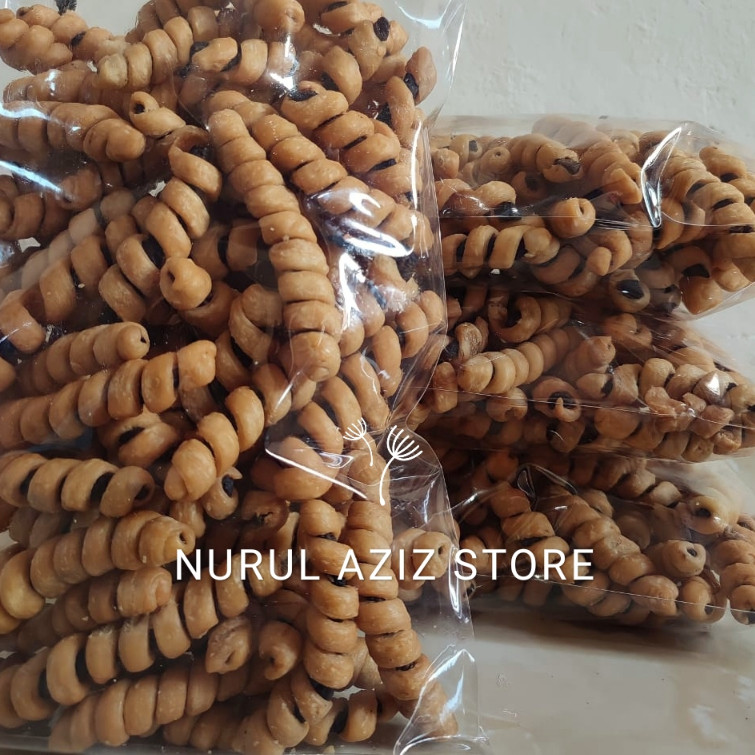 

Sale Pisang Ambon Molen Lilit / Pisang Sale Lilit / Molen Pisang Enak Renyah Legit 500 Gr - 1000 Gr