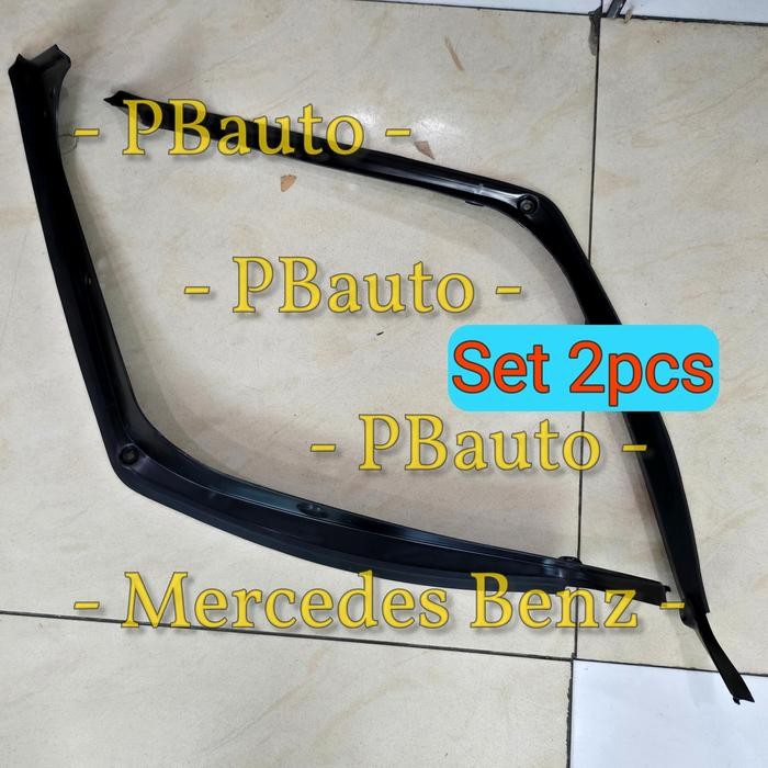PREMIUM Set 2pcs Talang Air w204 ORIGINAL Mercedes Benz / Rear Cover Fender Bagasi A2046931533