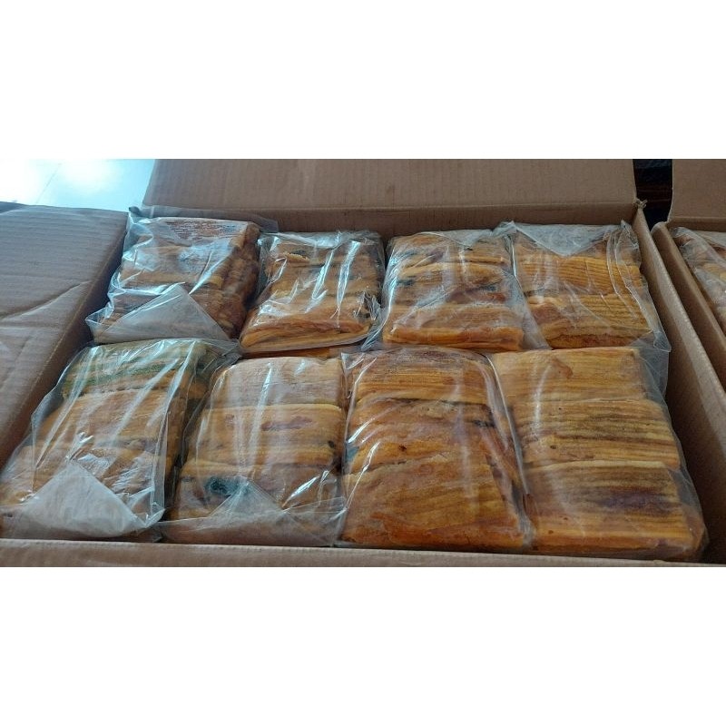 

Pinggiran Lapis Legit Lapis-Lapis PREMIUM Butter Wisman Kemasan Vacuum Seal