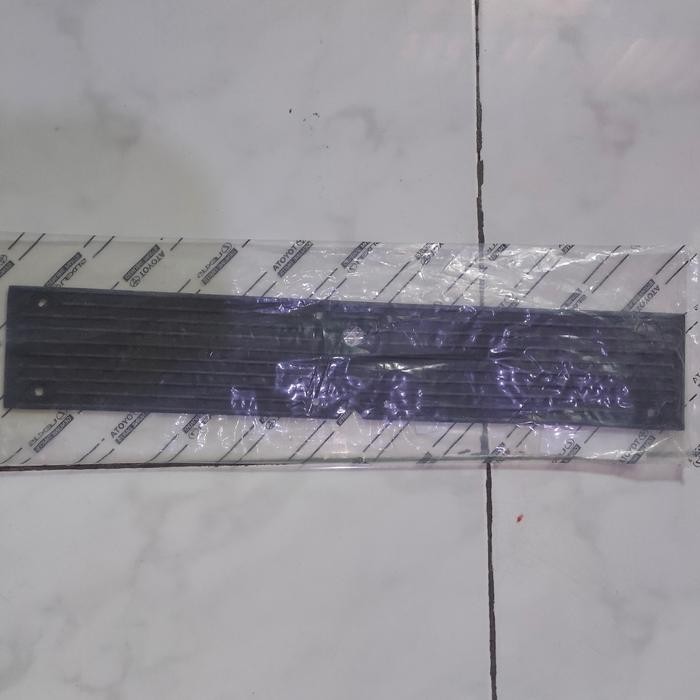 Karpet Karet Tangga Belakang Kijang Super Grand Jaminan Original Part