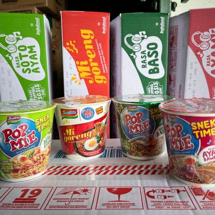 

Ready JT 1 KARTON POPMIE MINI KECIL SNEK TIME rasa Ayam Bawang, Soto Ayam, Bakso, Mie Goreng popmie