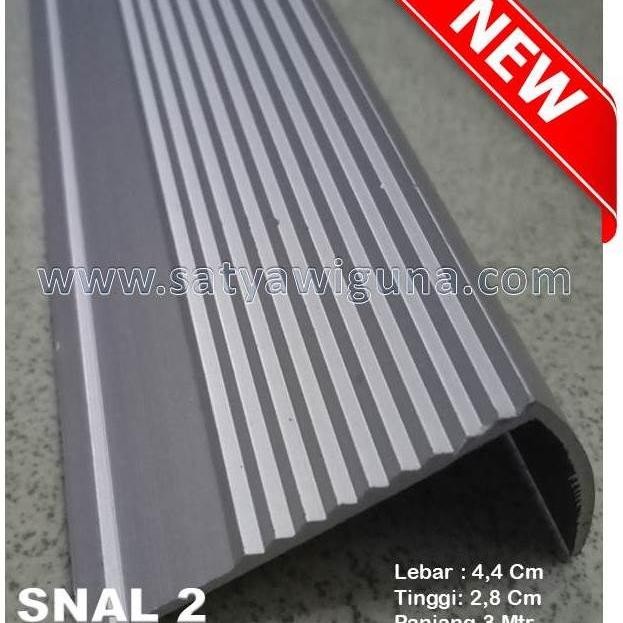 stair nosing alumunium snal2